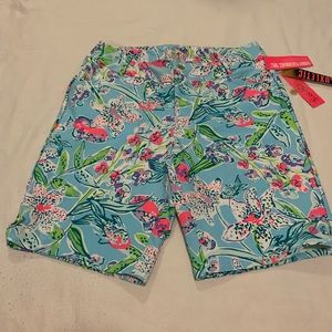 14-Lily Pulitzer UPF 50+ fairway performan Shorts